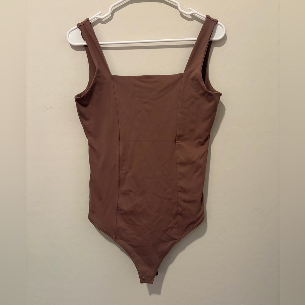 Abercrombie & Fitch Square Neck Bodysuit